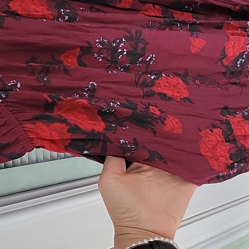 Band of Gypsies Morgan Wide Leg Floral Jumpsuit Burgundy with Roses Sz M - Picture 6 of 15